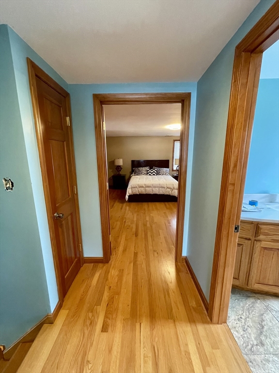 4 bed, 2 bath apartment for rent at 871 King St, Fall River — photo 26 of 37