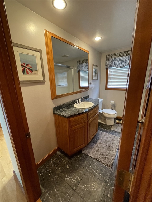 4 bed, 2 bath apartment for rent at 871 King St, Fall River — photo 15 of 37