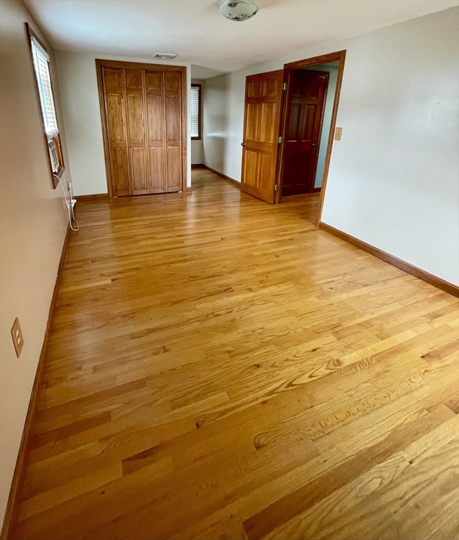 4 bed, 2 bath apartment for rent at 871 King St, Fall River — photo 24 of 37
