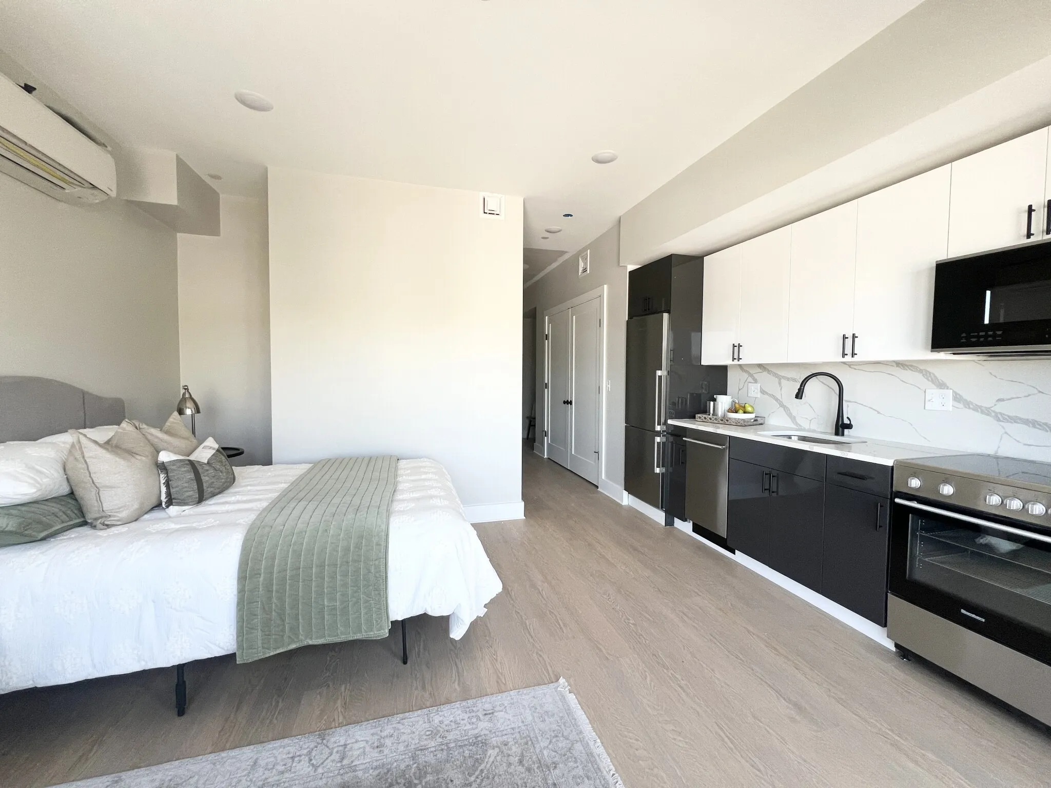 Studio bed, 1 bath apartment for rent at 872 Broadway Unit 202, Tufts — photo 12 of 19