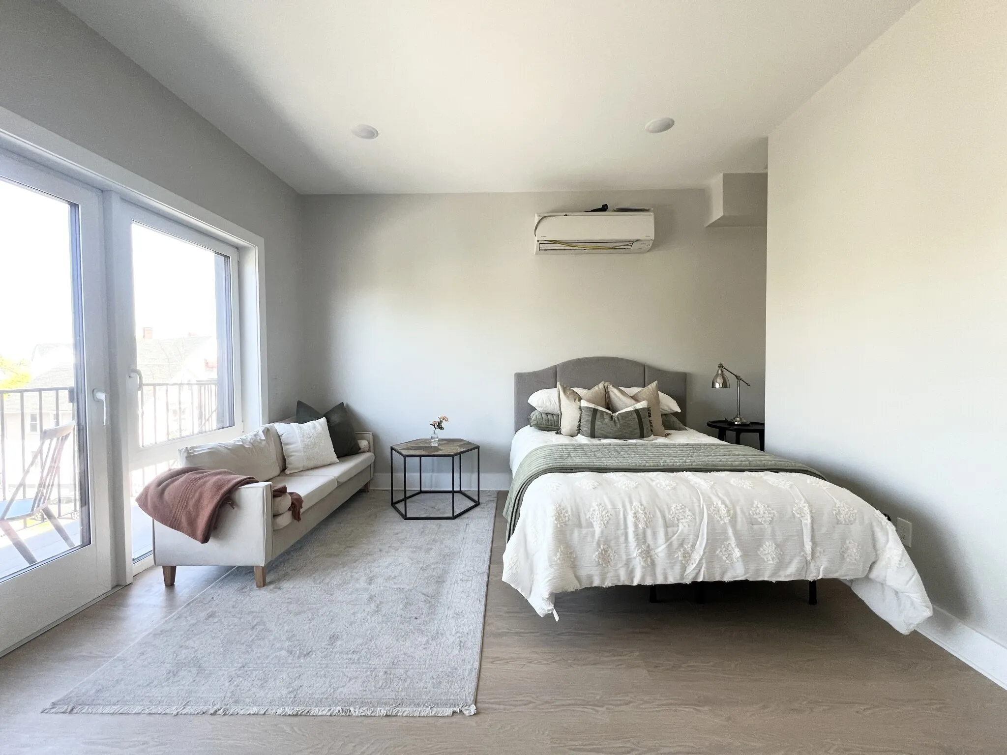 Studio bed, 1 bath apartment for rent at 872 Broadway Unit 205, Tufts — photo 9 of 19