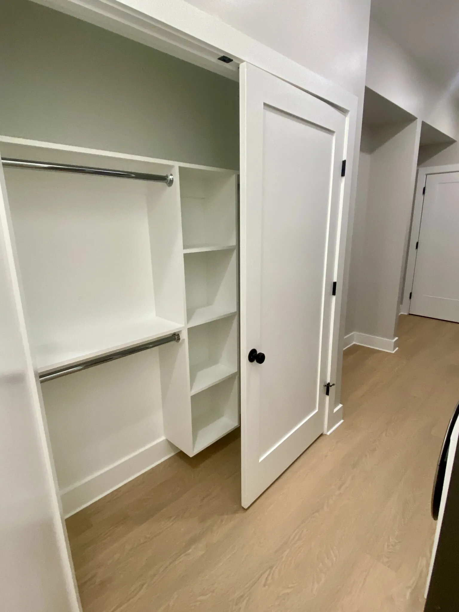 Studio bed, 1 bath apartment for rent at 872 Broadway Unit 209, Tufts — photo 6 of 17