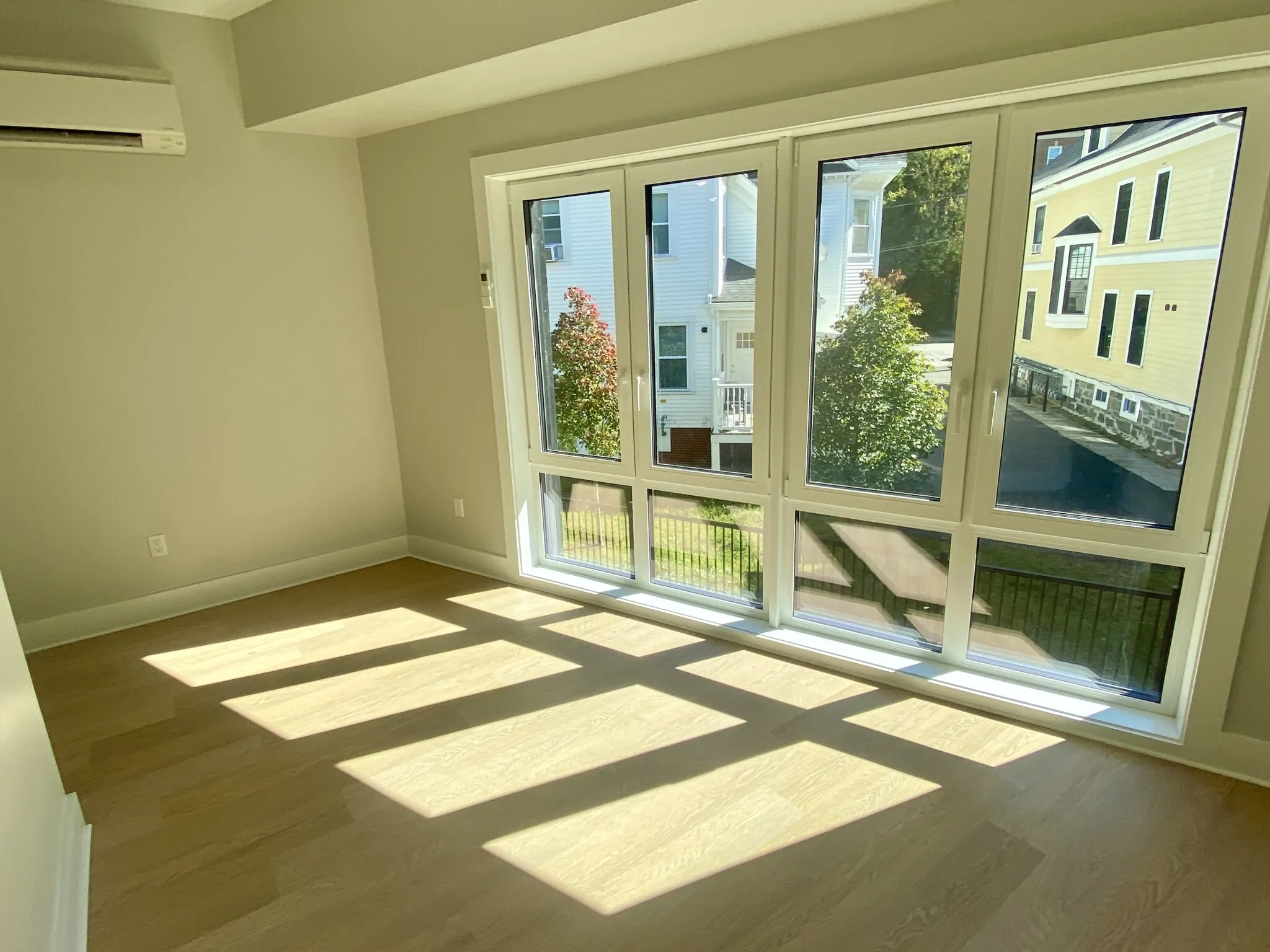 Studio bed, 1 bath apartment for rent at 872 Broadway Unit 209, Tufts — photo 9 of 17