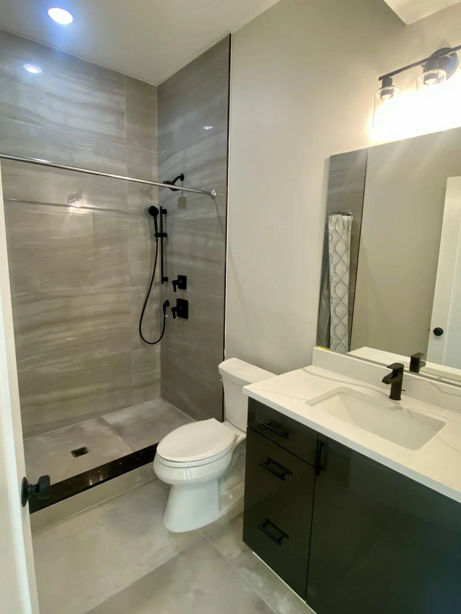Studio bed, 1 bath apartment for rent at 872 Broadway Unit 209, Tufts — photo 11 of 17