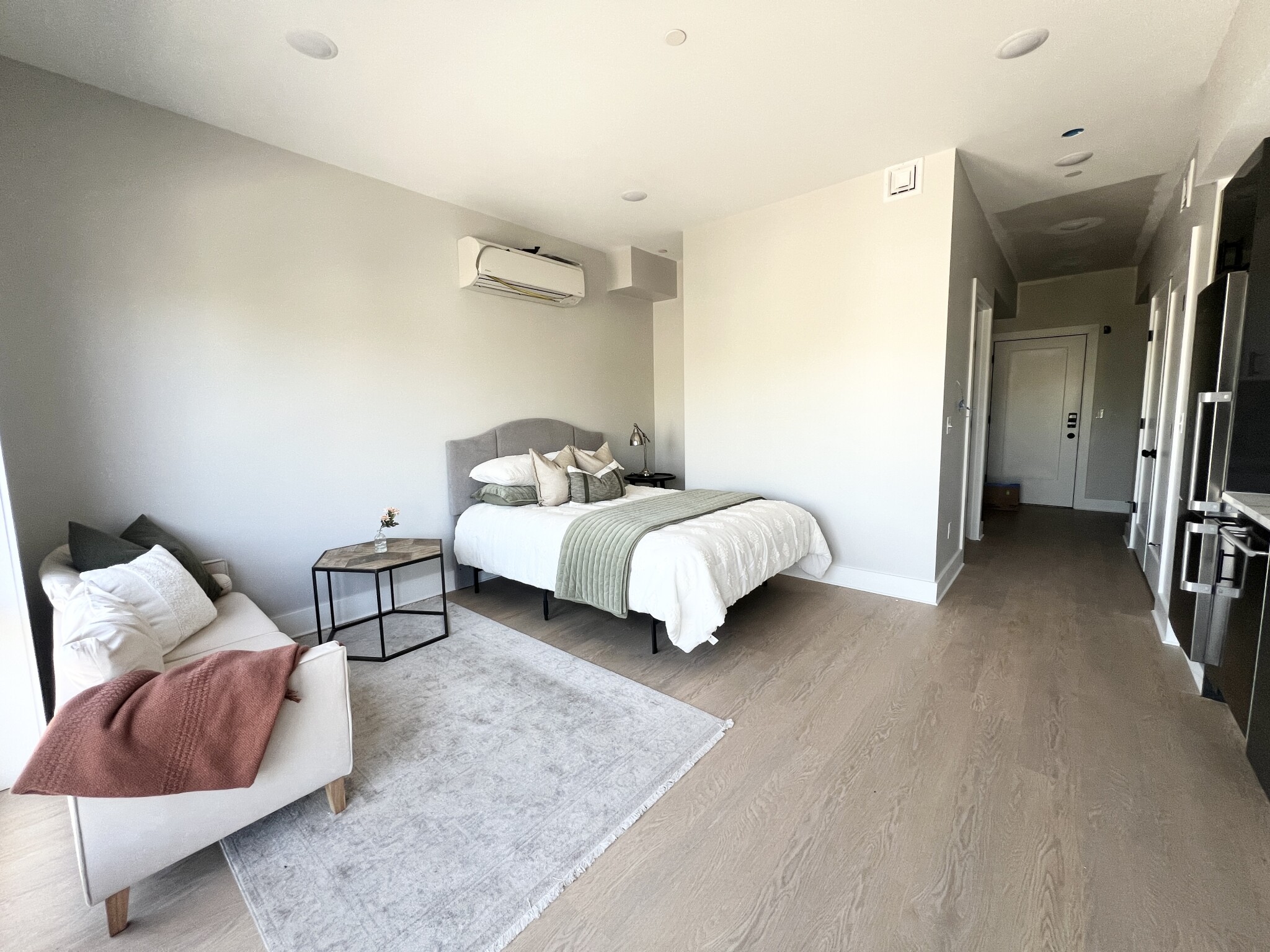Studio bed, 1 bath apartment for rent at 872 Broadway Unit 302, Tufts — photo 10 of 17