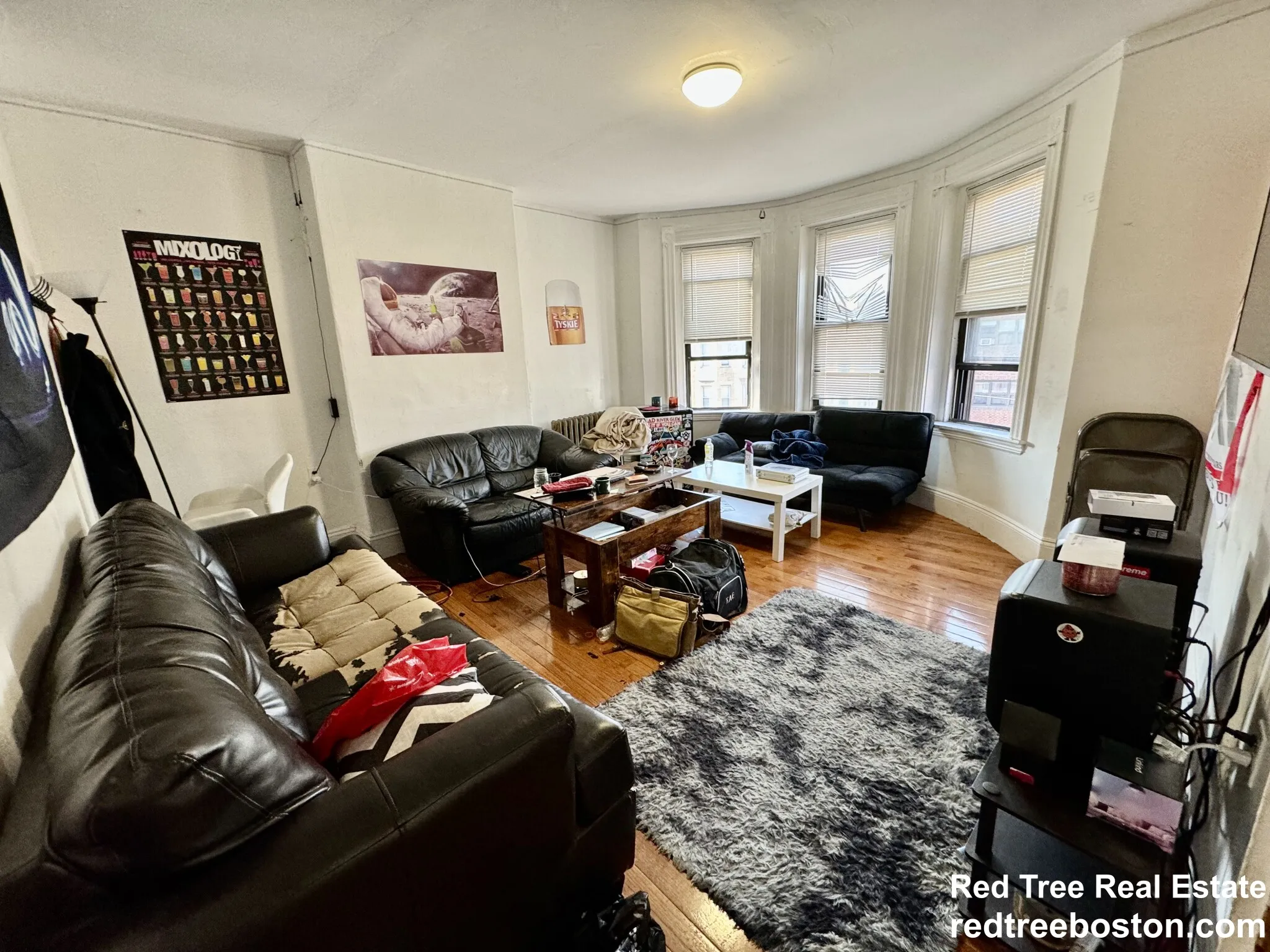 4 bed, 1 bath apartment for rent at 872 Huntington Ave Unit 3A, Mission Hill — photo 1 of 15