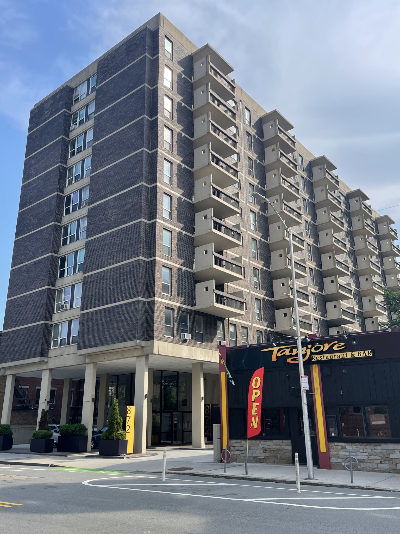 1 bed, 1.5 bath apartment for rent at 872 Massachusetts Ave Unit 403, Central Square — photo 12 of 12