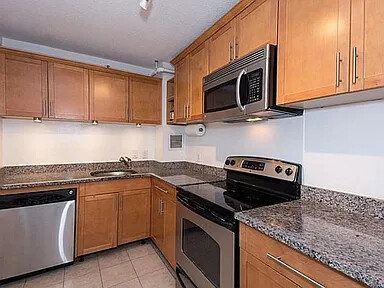 1 bed, 1.5 bath apartment for rent at 872 Massachusetts Ave Unit 403, Central Square — photo 3 of 12