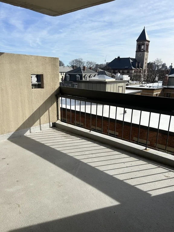 1 bed, 1 bath apartment for rent at 872 Massachusetts Ave Unit 404, Cambridge — photo 6 of 11
