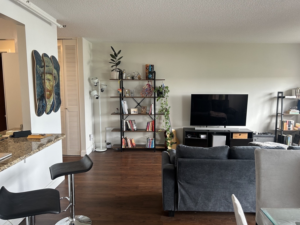 1 bed, 1 bath apartment for rent at 872 Massachusetts Ave Unit 410, Riverside — photo 1 of 9