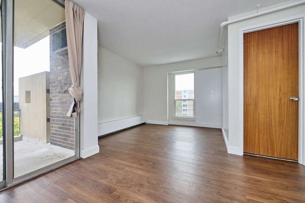 1 bed, 1 bath apartment for rent at 872 Massachusetts Ave Unit 410, Riverside — photo 9 of 9