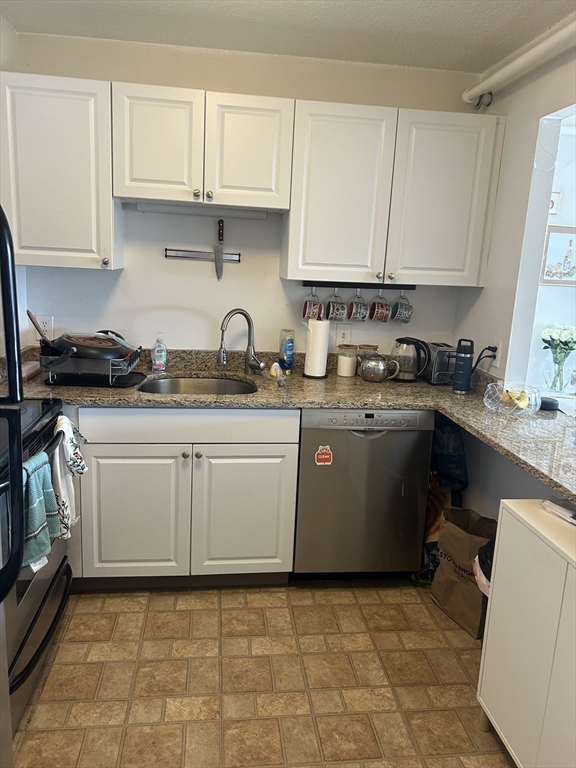 2 bed, 2 bath apartment for rent at 872 Massachusetts Ave Unit 502, Riverside — photo 5 of 12