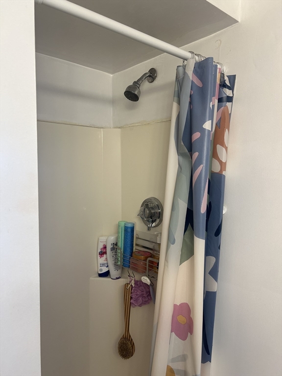 2 bed, 2 bath apartment for rent at 872 Massachusetts Ave Unit 502, Riverside — photo 9 of 12