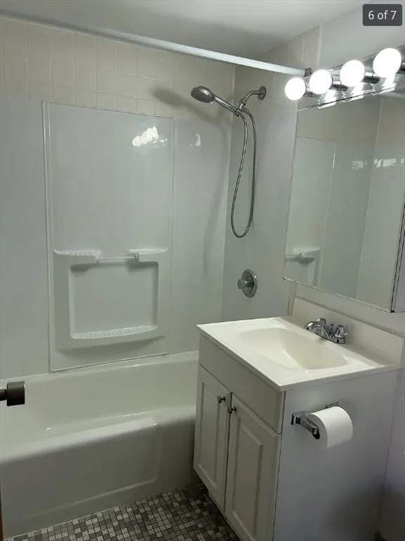 1 bed, 1 bath apartment for rent at 872 Massachusetts Ave Unit 503, Mid Cambridge — photo 8 of 9