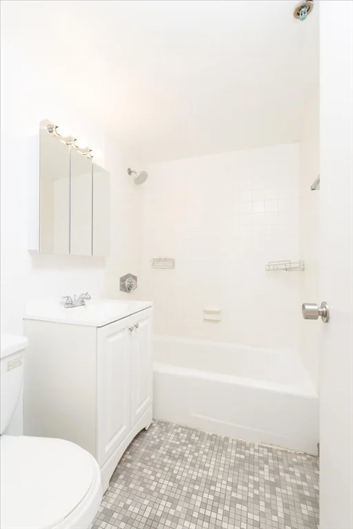1 bed, 1 bath apartment for rent at 872 Massachusetts Ave Unit 807, Central Square — photo 11 of 13