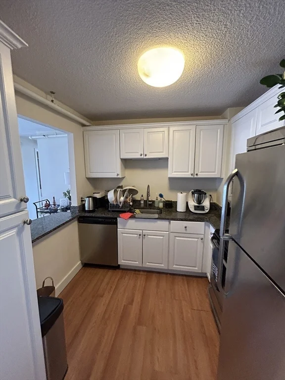 2 bed, 2 bath apartment for rent at 872 Massachusetts Unit 501, Riverside — photo 6 of 16