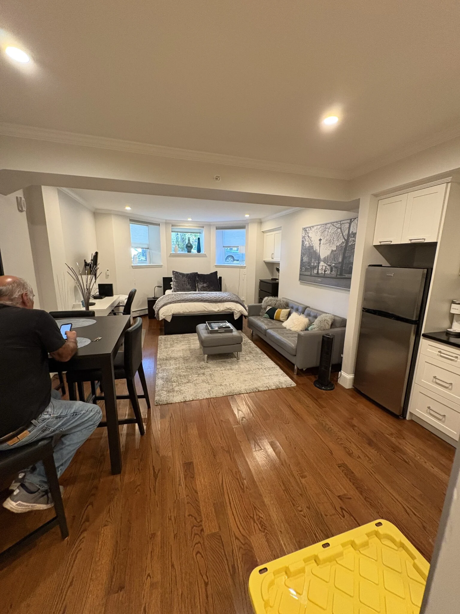Studio bed, 1 bath apartment for rent at 873 Beacon St Unit B1, Fenway — photo 3 of 5