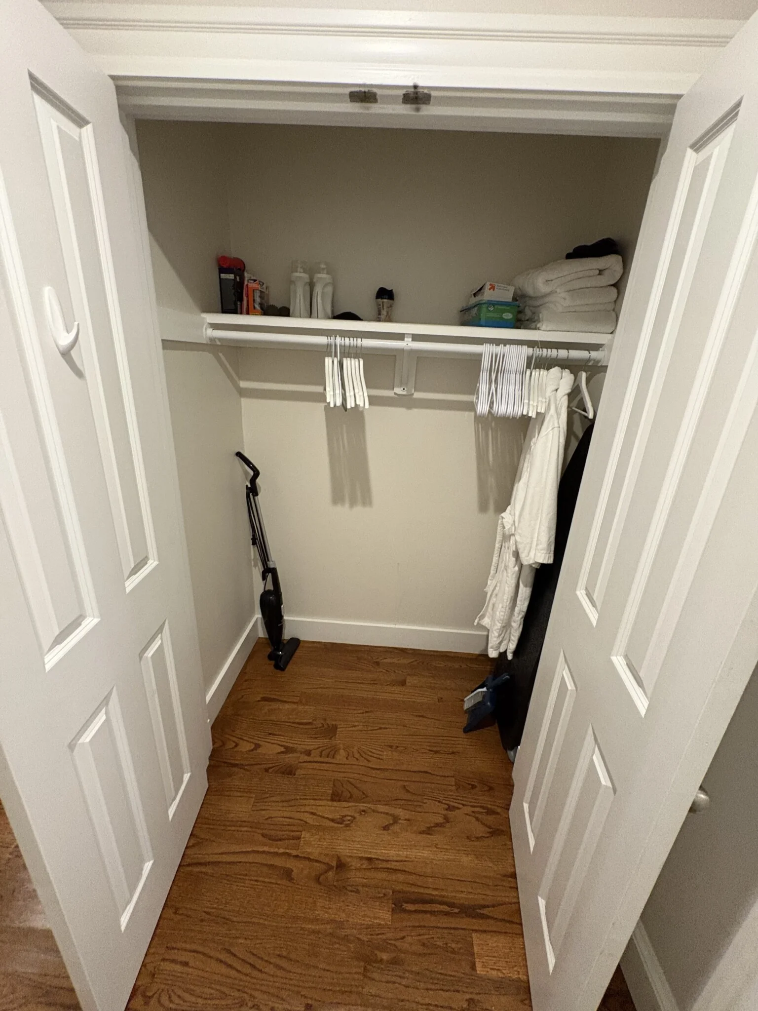 Studio bed, 1 bath apartment for rent at 873 Beacon St Unit B1, Fenway — photo 5 of 5