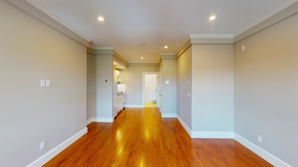 Studio bed, 1 bath apartment for rent at 873 Beacon Unit 42, Fenway — photo 5 of 7