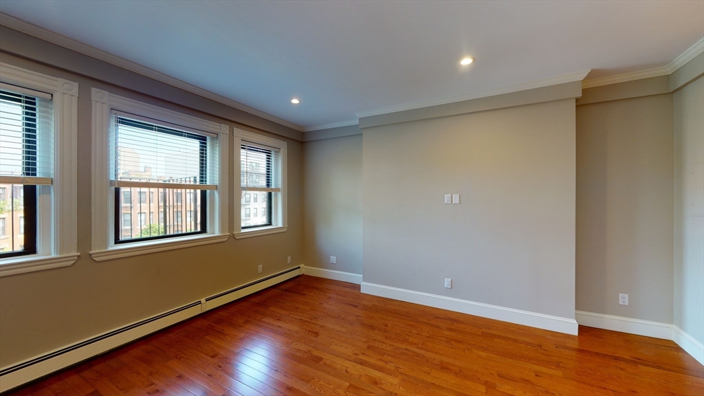 Studio bed, 1 bath apartment for rent at 873 Beacon Unit 42, Fenway — photo 3 of 7