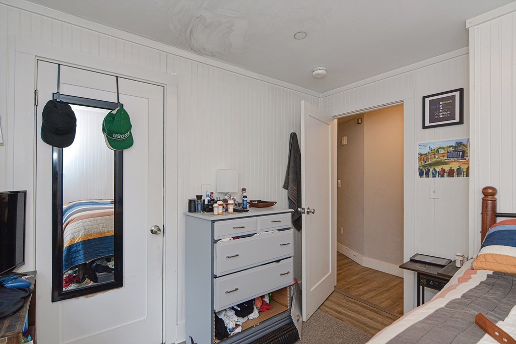 4 bed, 1 bath apartment for rent at 873 E 2nd Unit 3, South Boston — photo 12 of 29