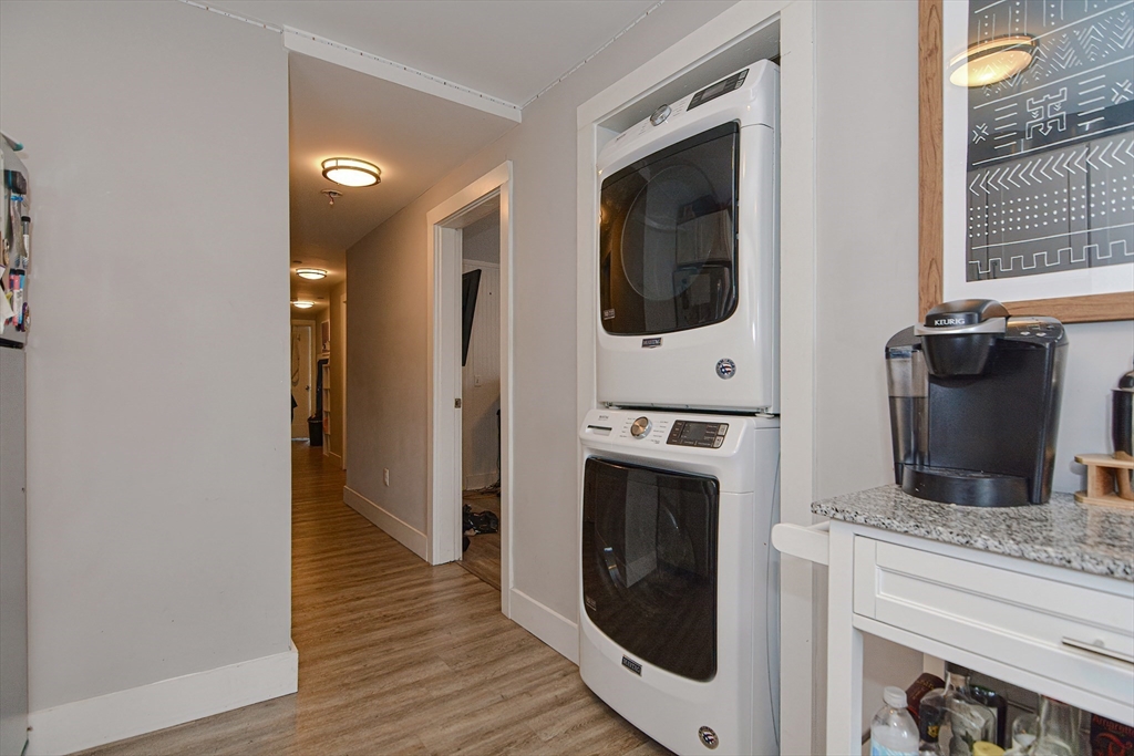 4 bed, 1 bath apartment for rent at 873 E 2nd Unit 3, South Boston — photo 22 of 29