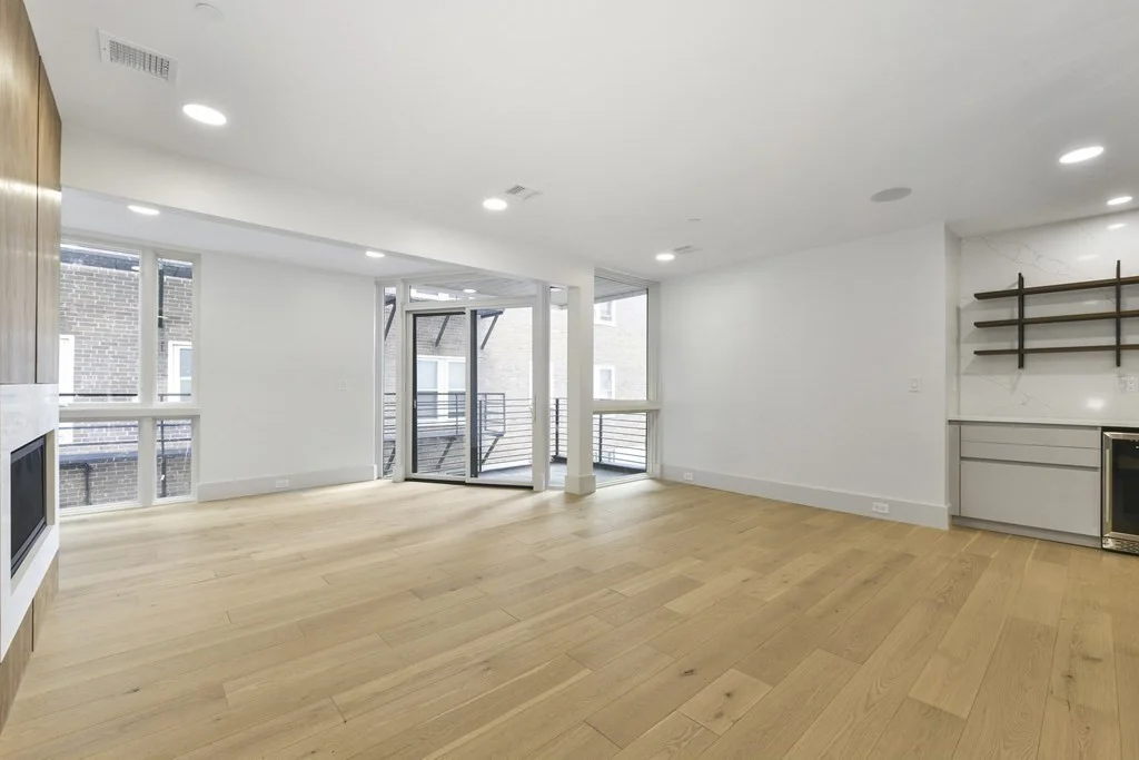 3 bed, 2 bath apartment for rent at 874 6th St Unit 2, South Boston — photo 9 of 26