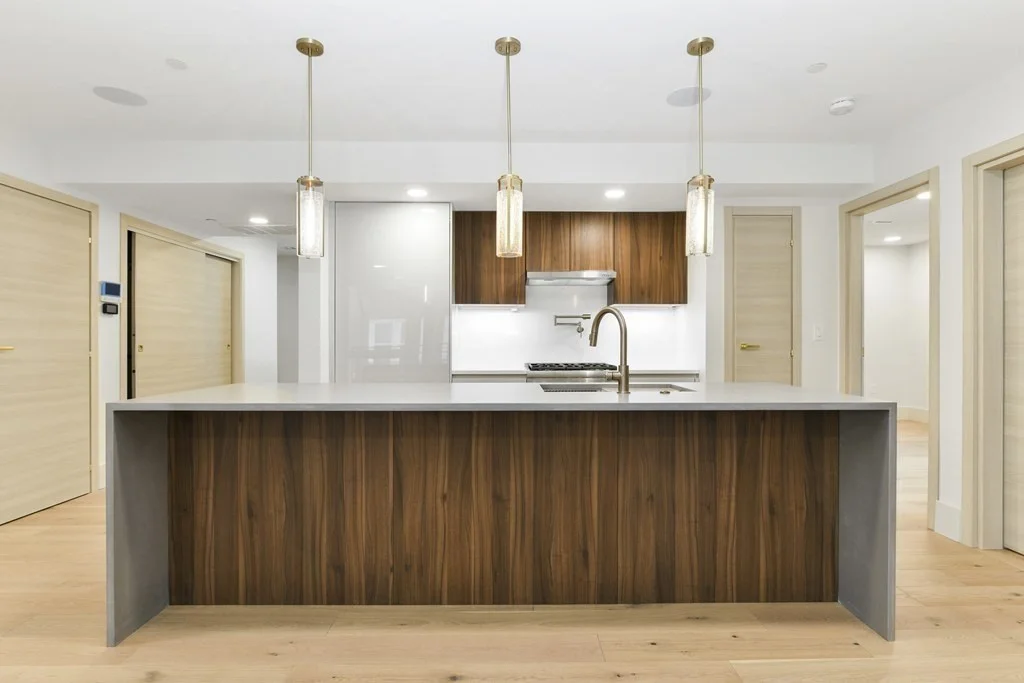 3 bed, 2 bath apartment for rent at 874 6th St Unit 2A, South Boston — photo 3 of 18