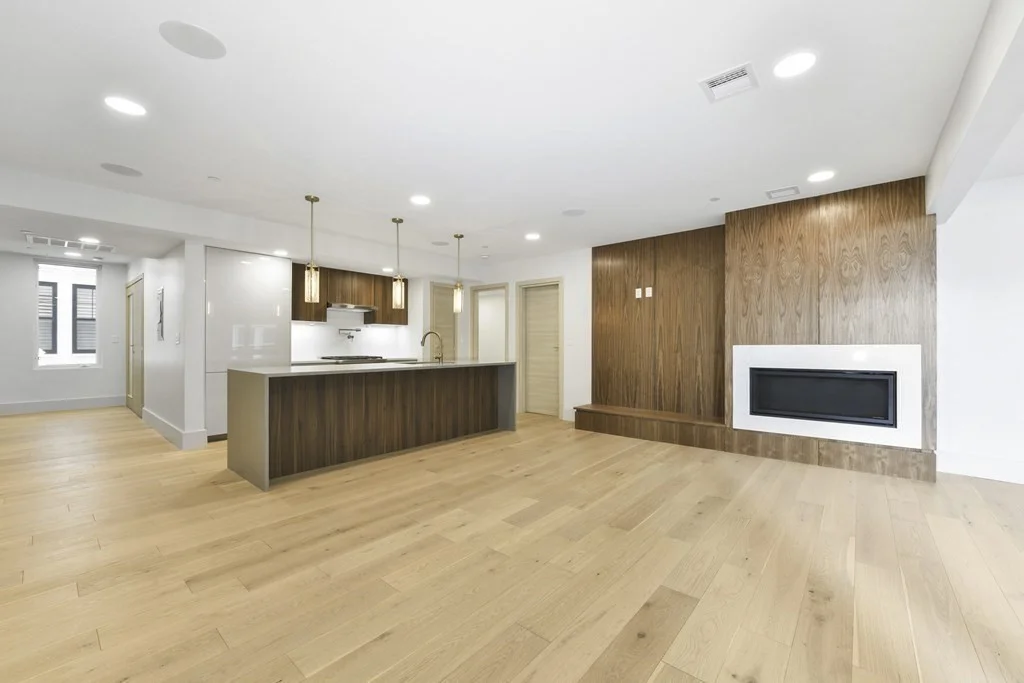 3 bed, 2 bath apartment for rent at 874 6th St Unit 2A, South Boston — photo 2 of 18