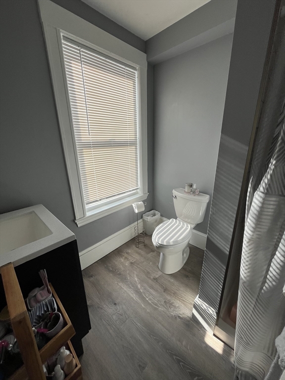 6 bed, 3 bath apartment for rent at 874 East 4th St Unit 2, South Boston — photo 8 of 8