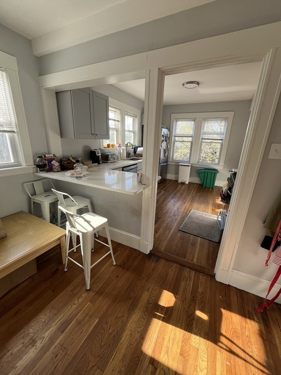 6 bed, 3 bath apartment for rent at 874 East 4th St Unit 2, South Boston — photo 3 of 8