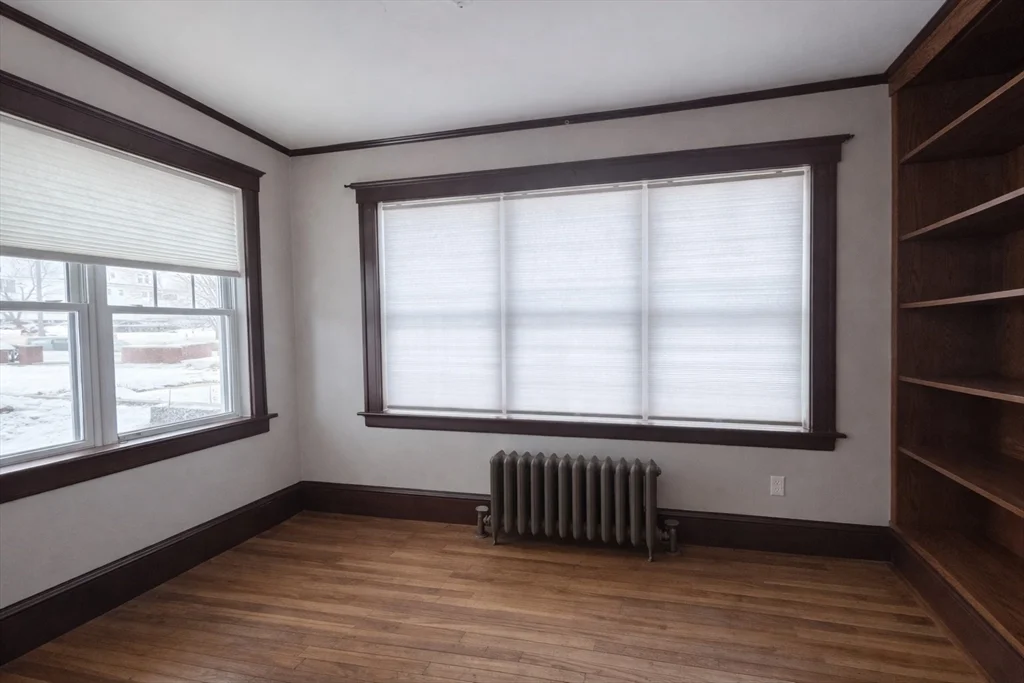 2 bed, 1 bath apartment for rent at 875 Fellsway Unit 1, Medford — photo 3 of 11
