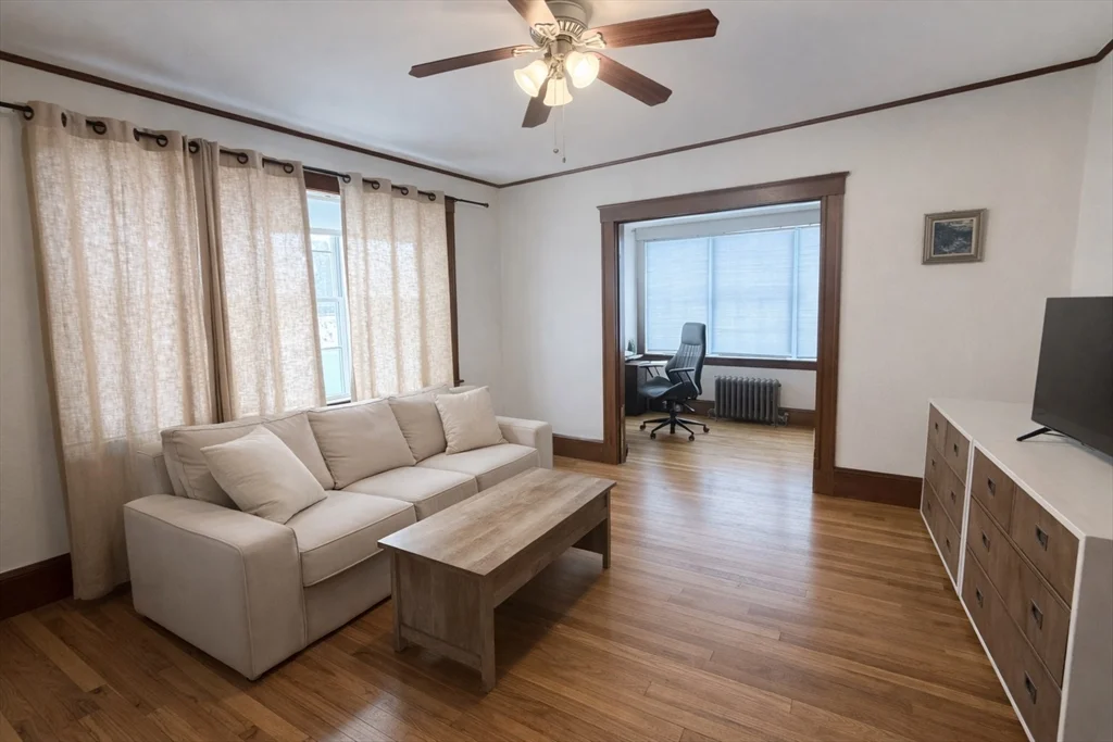 2 bed, 1 bath apartment for rent at 875 Fellsway Unit 875, Medford