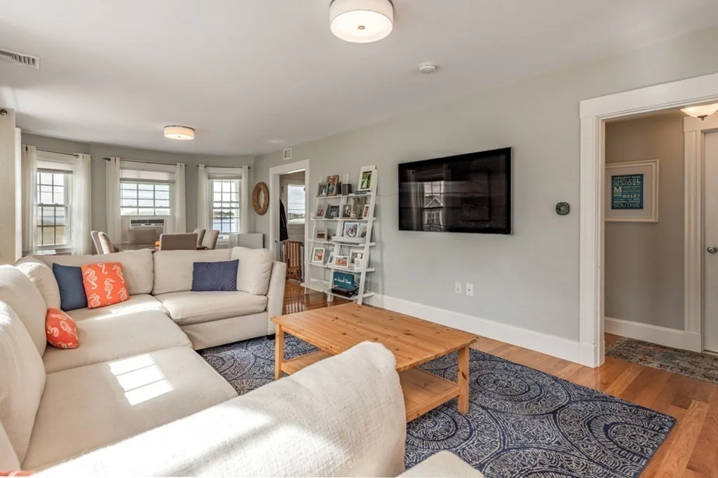 3 bed, 2 bath apartment for rent at 876 Shirley St Unit 2, Point Shirley — photo 6 of 31