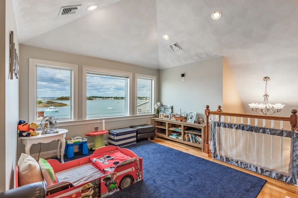 3 bed, 2 bath apartment for rent at 876 Shirley St Unit 2, Point Shirley — photo 9 of 31