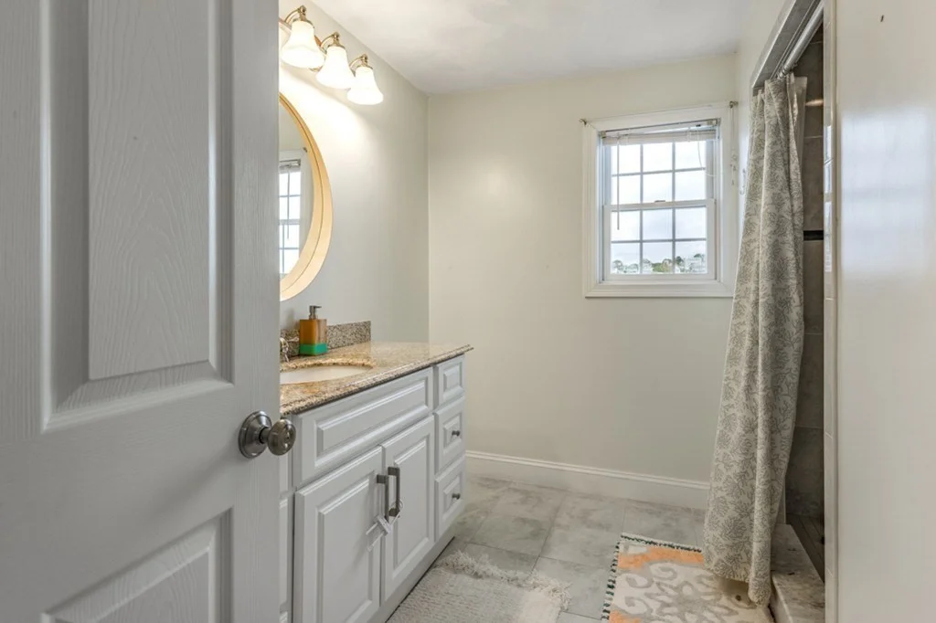 3 bed, 2 bath apartment for rent at 876 Shirley St Unit 2, Point Shirley — photo 14 of 31