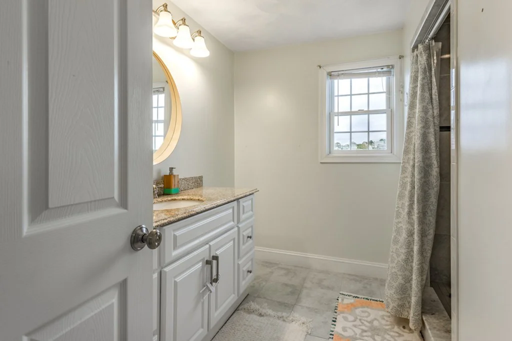 3 bed, 2 bath apartment for rent at 876 Shirley St Unit 2, Point Shirley — photo 25 of 31