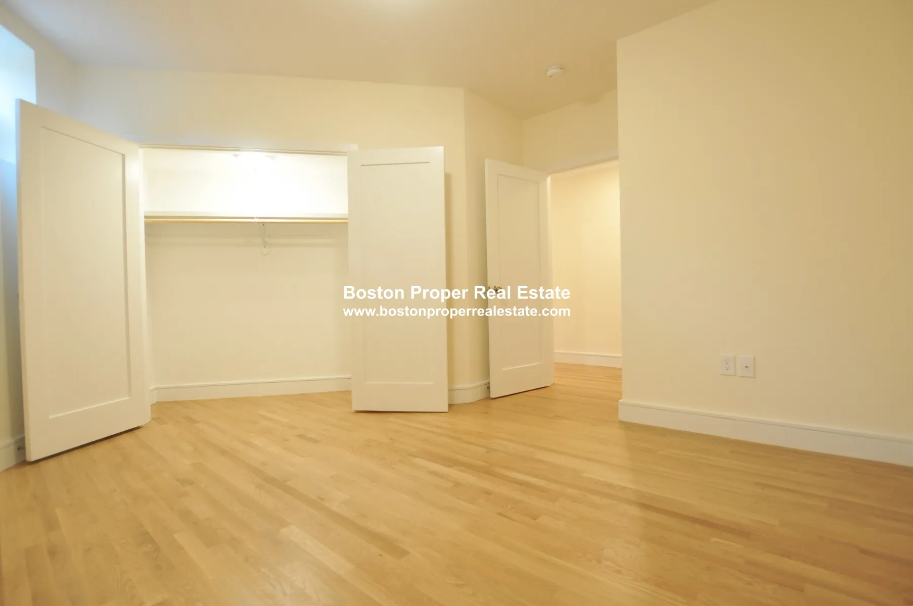 3 bed, 2 bath apartment for rent at 877 Beacon St Unit 1a, Fenway — photo 5 of 16