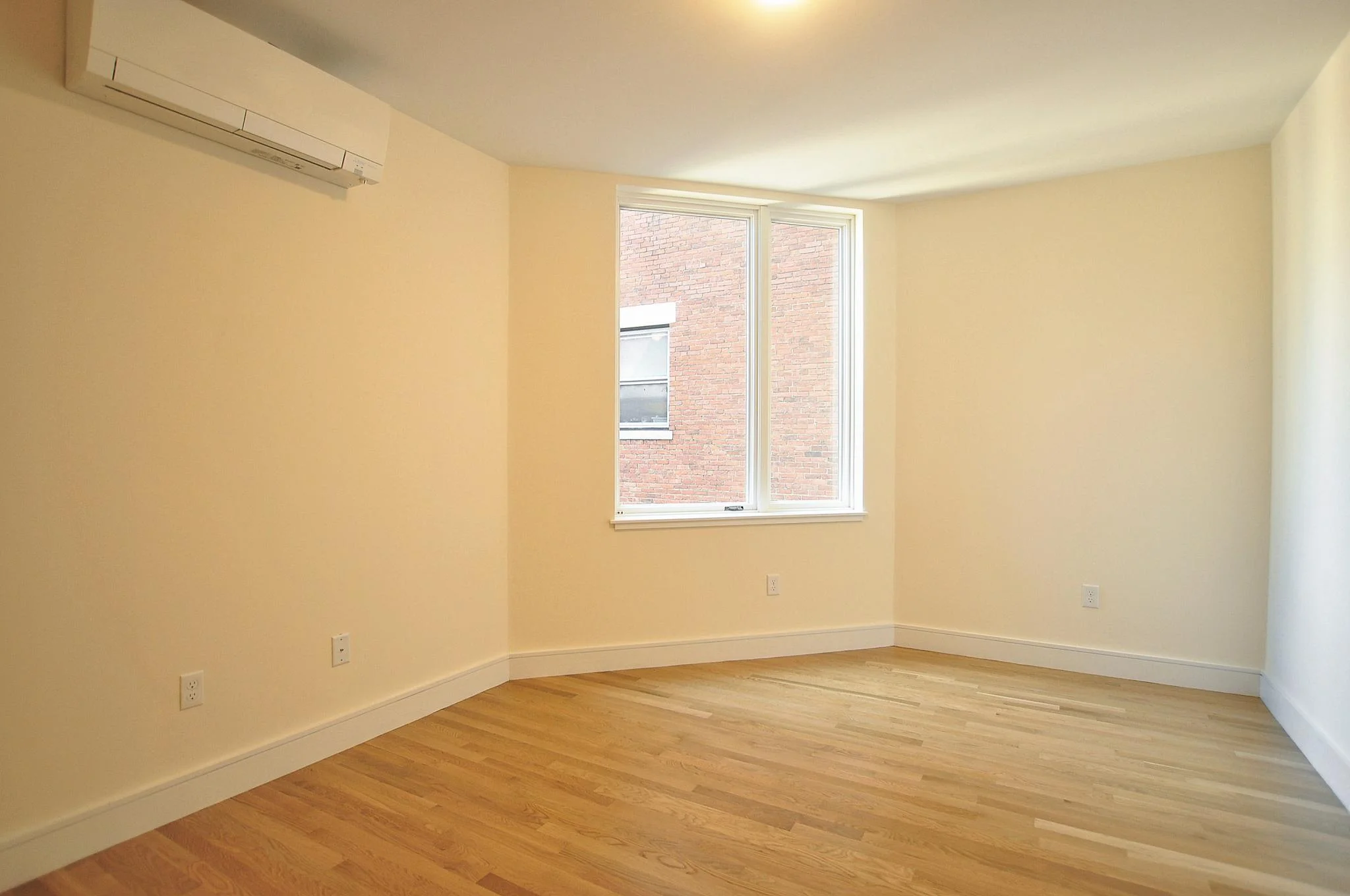 1 bed, 1 bath apartment for rent at 877 Beacon St Unit 6, Fenway — photo 8 of 10