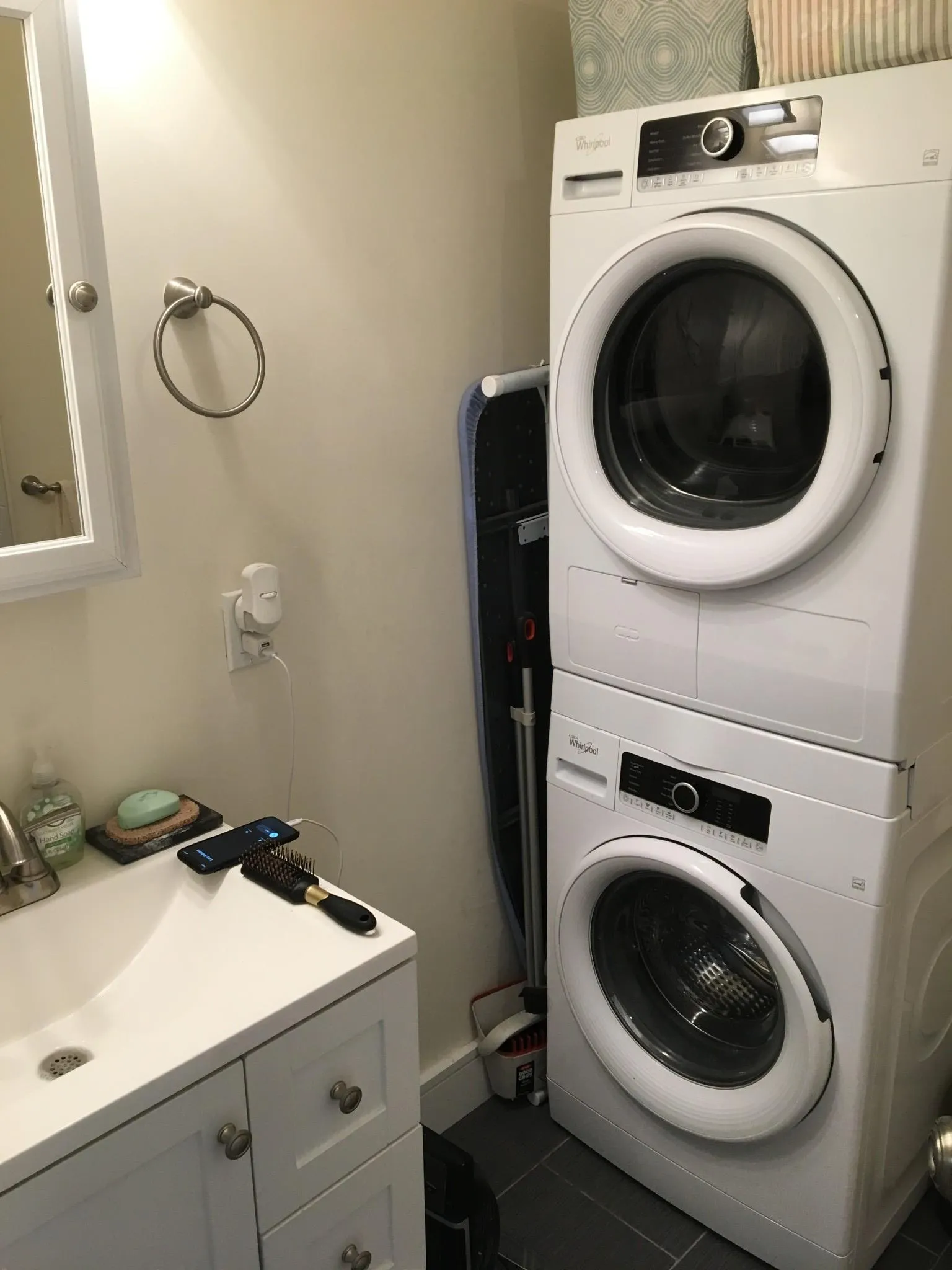 1 bed, 1 bath apartment for rent at 877 Beacon St Unit 7, Fenway — photo 11 of 13