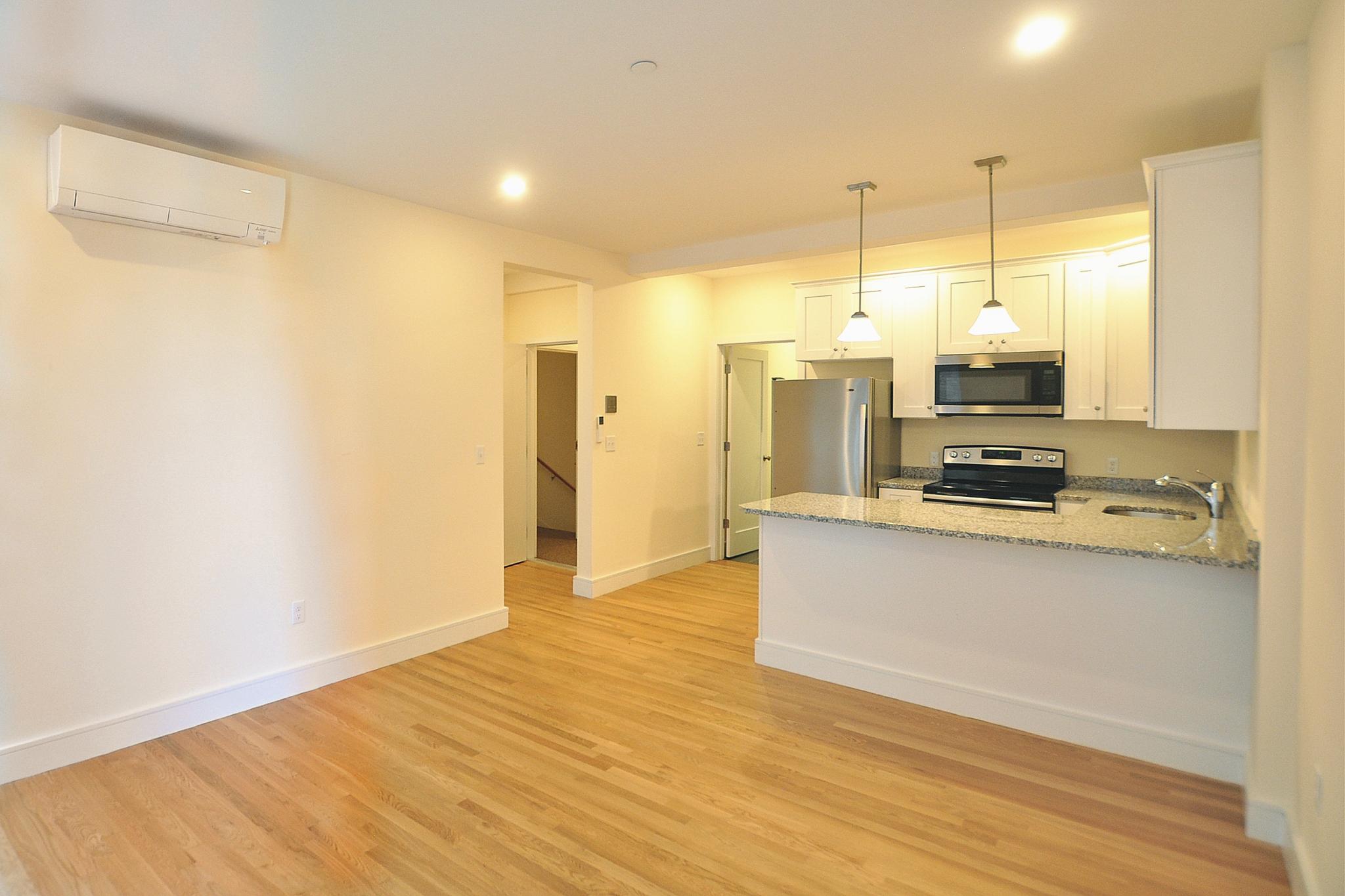 1 bed, 1 bath apartment for rent at 877 Beacon St Unit 8A, Fenway — photo 1 of 14