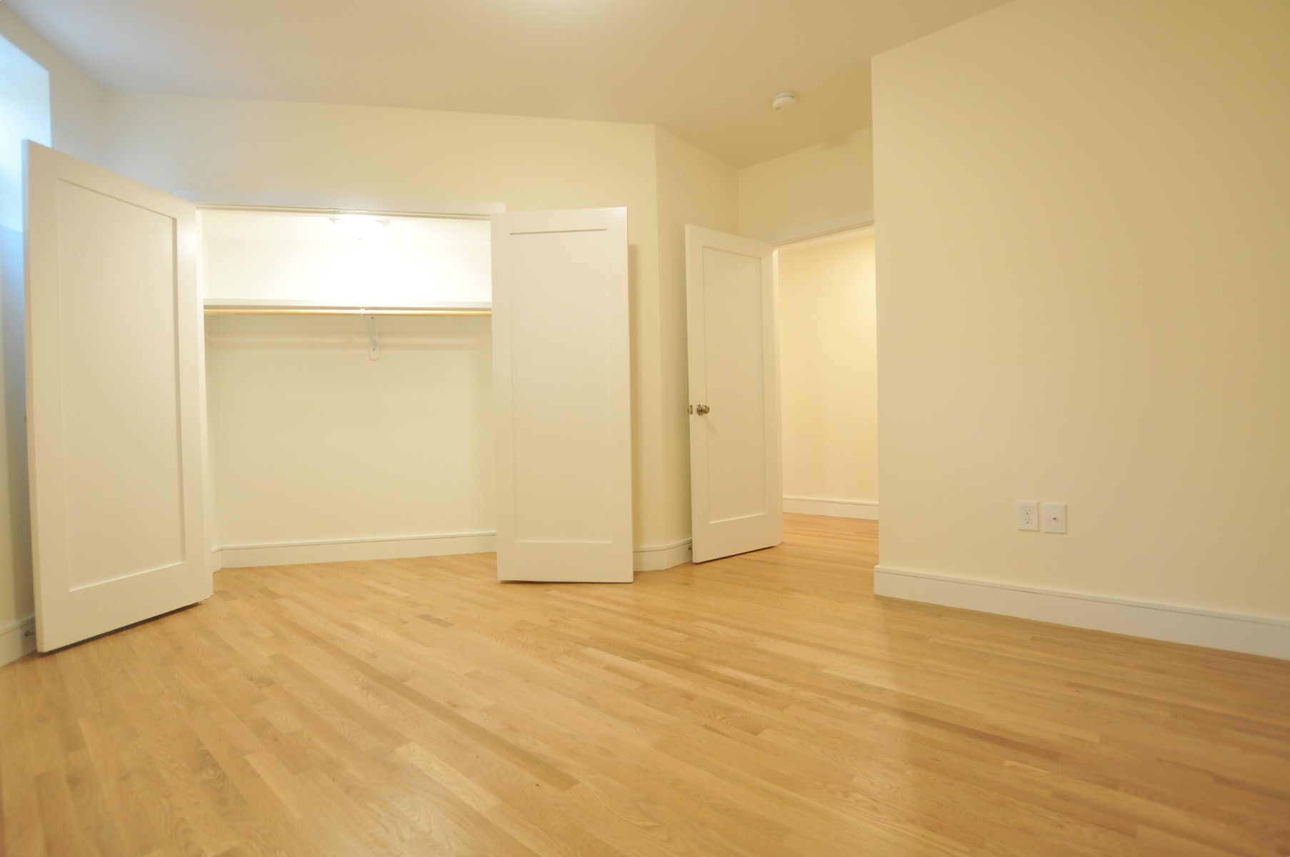 3 bed, 2 bath apartment for rent at 877 Beacon St Unit A1, Fenway — photo 11 of 13