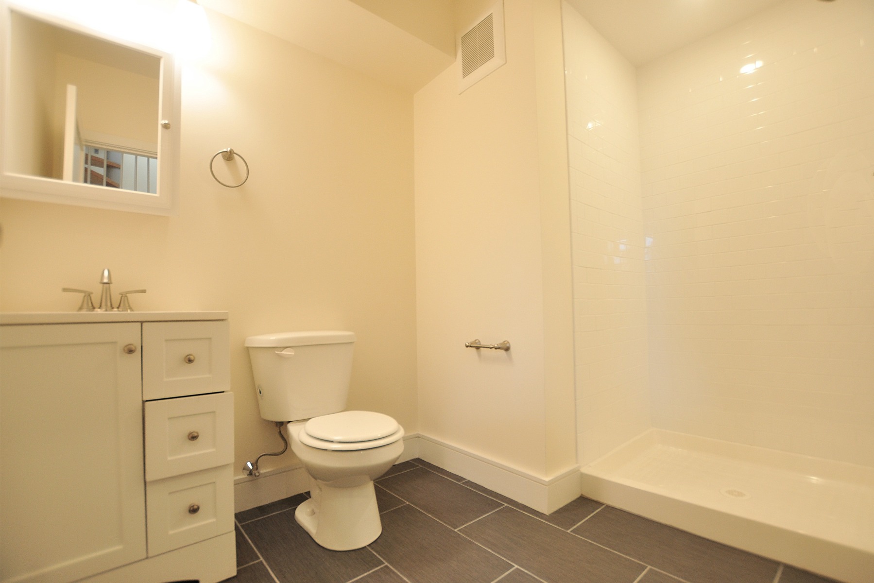 3 bed, 2 bath apartment for rent at 877 Beacon St Unit A1, Fenway — photo 9 of 13
