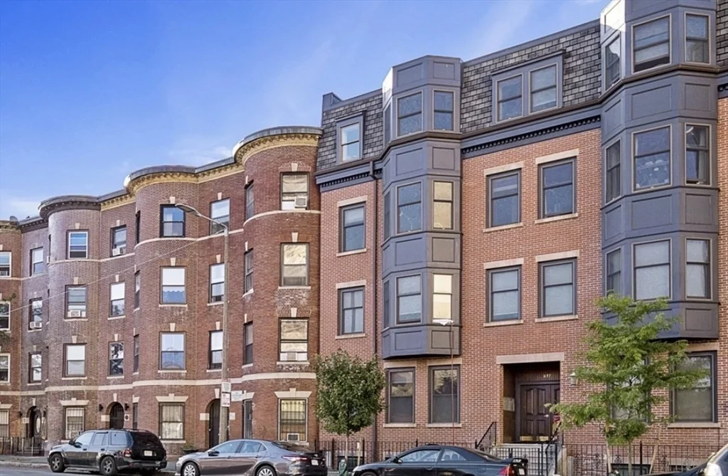 2 bed, 1 bath apartment for rent at 877 Harrison Ave Unit 5, South End — photo 29 of 31