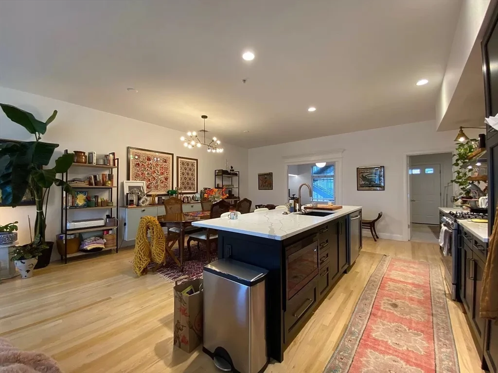 2 bed, 1 bath apartment for rent at 877 Harrison Ave Unit 5, South End — photo 1 of 31