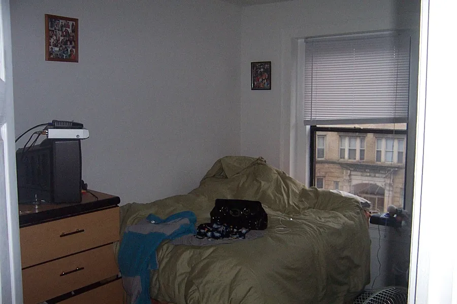 4 bed, 2 bath apartment for rent at 878 Huntington Ave Unit 2, Mission Hill — photo 3 of 4
