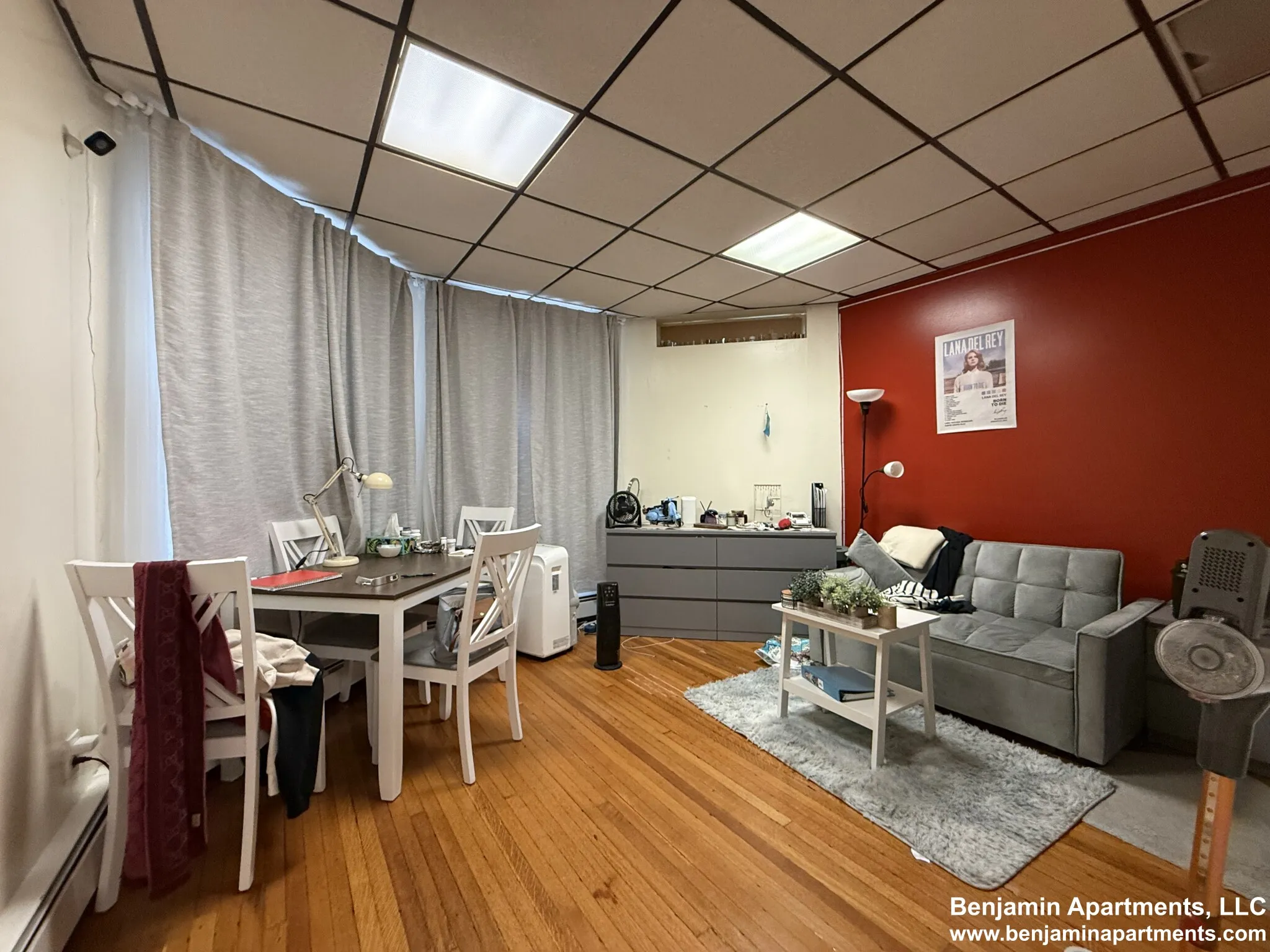 Studio bed, 1 bath apartment for rent at 879 Beacon St Unit 10, Fenway — photo 2 of 7