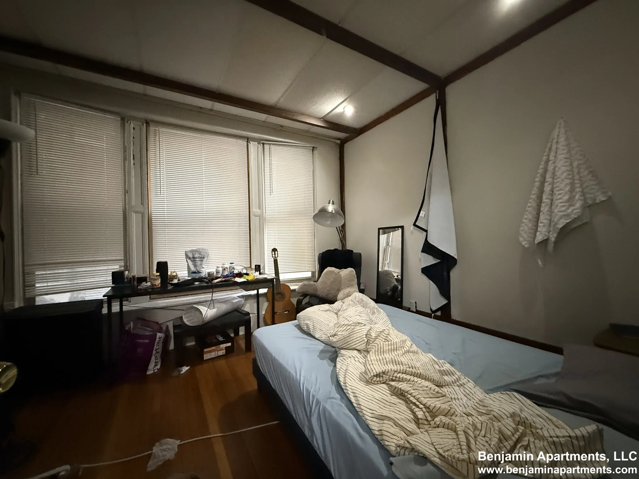 2 bed, 1 bath apartment for rent at 879 Beacon St Unit 12, Fenway — photo 8 of 11