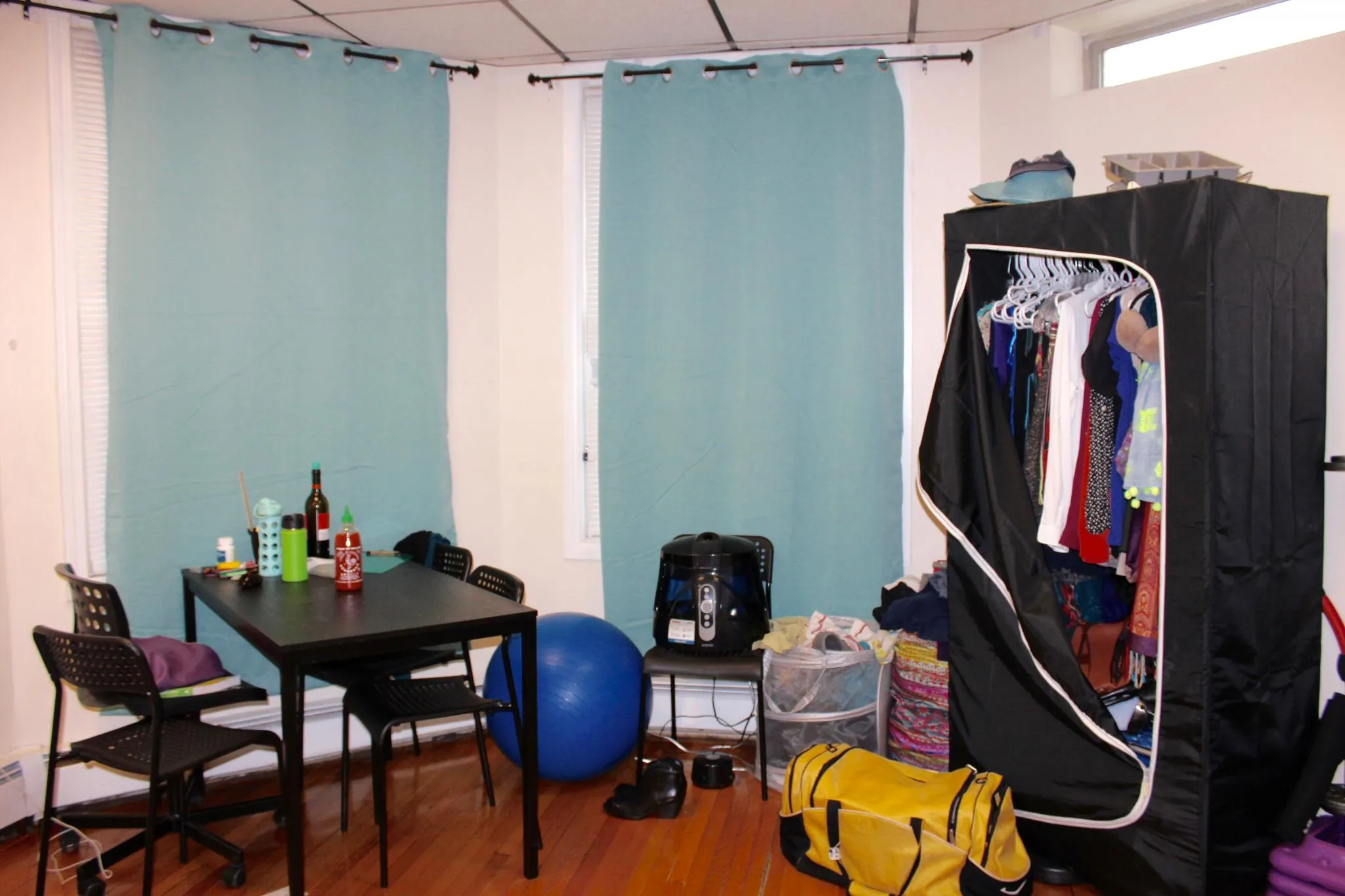 Studio bed, 1 bath apartment for rent at 879 Beacon St Unit 22, Fenway — photo 4 of 12
