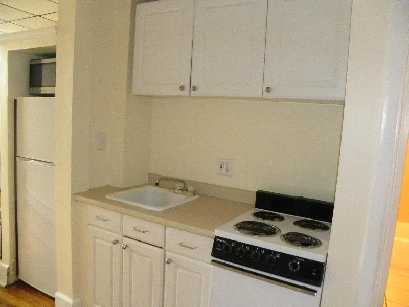 Studio bed, 1 bath apartment for rent at 879 Beacon St Unit 22, Fenway — photo 12 of 12